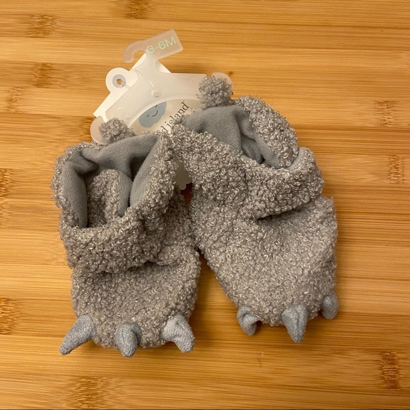 Cotton Island Other - NEW Baby slippers by Cotton Island NWT Gray Monster 3-6 months